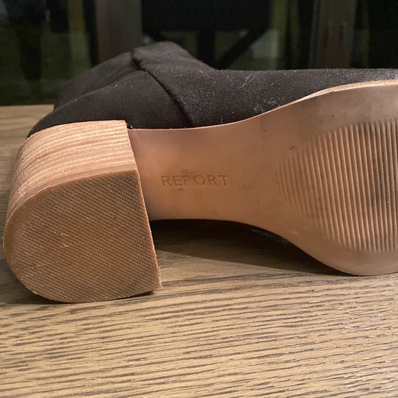 Classic Fall black bootie - Picture 5 of 6